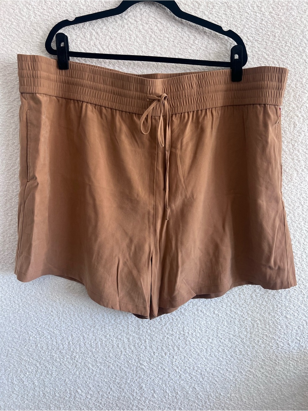 Open Edit NWT Women’s Soft Brown Shorts‎ Plus Size 4X